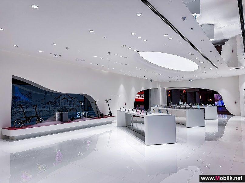 Xiaomi تفتتح أكبر متجر لها في دبي مول 